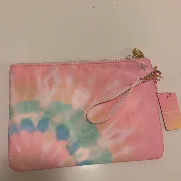 ONE LEFT! 🎉 Stoney Clover Lane x Target Tie-Dye Flat Pouch - Picture 6 of 8